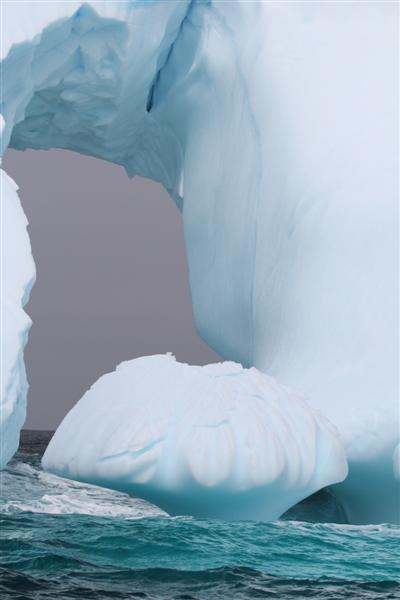 The berg in front of St.John's