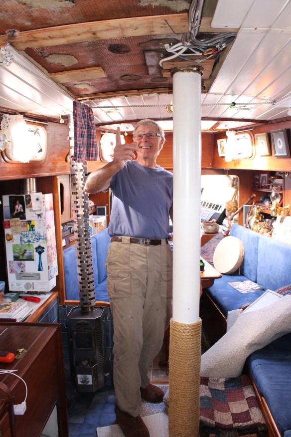 inside Curtsy     primal fudge 004