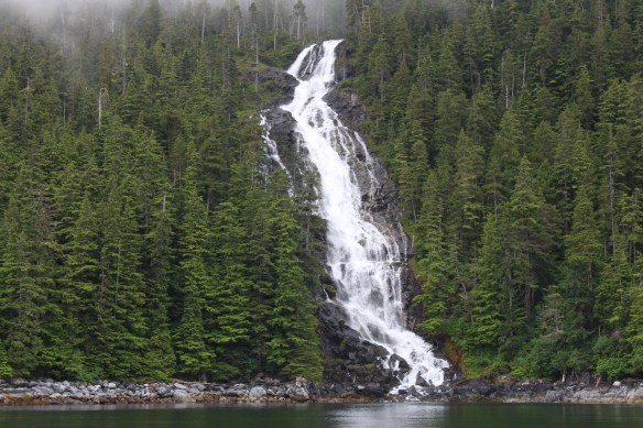 COSMOS COVE BARANOF WARM SPRINGS 052